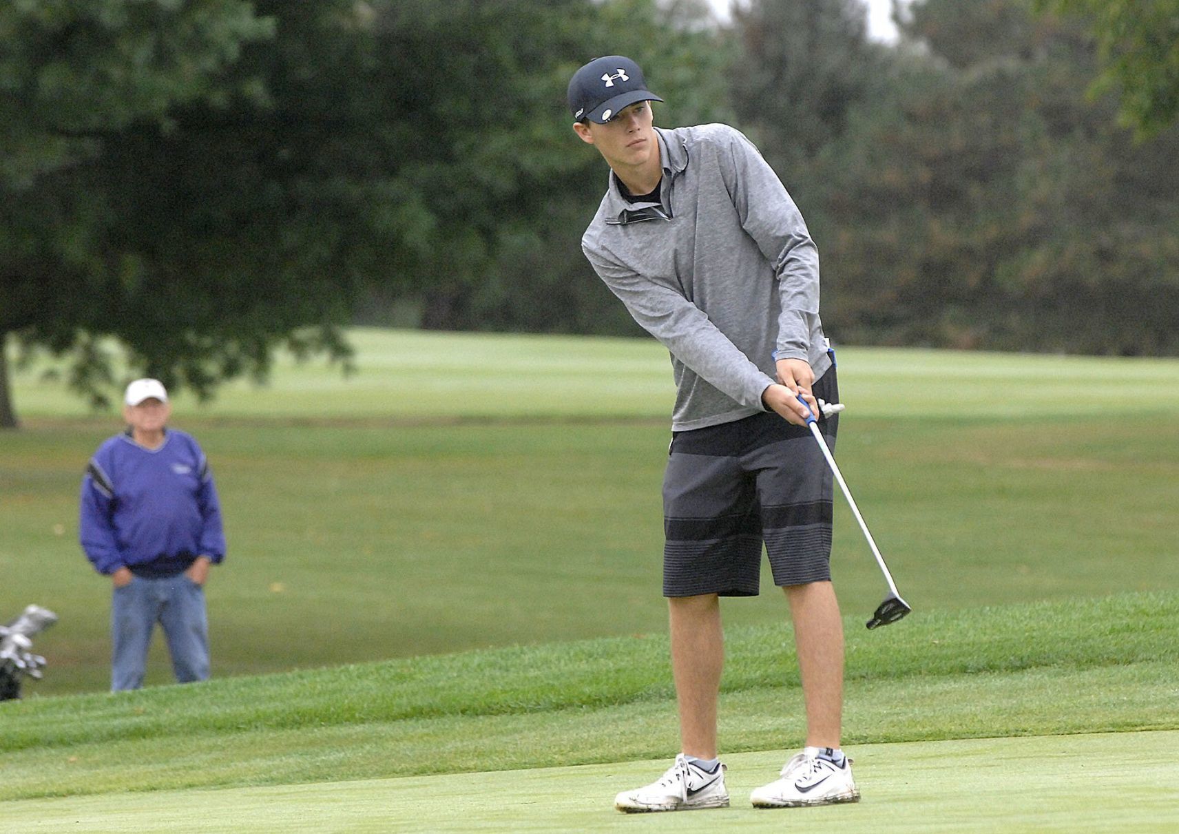 100218-blm-spt-6boysgolf